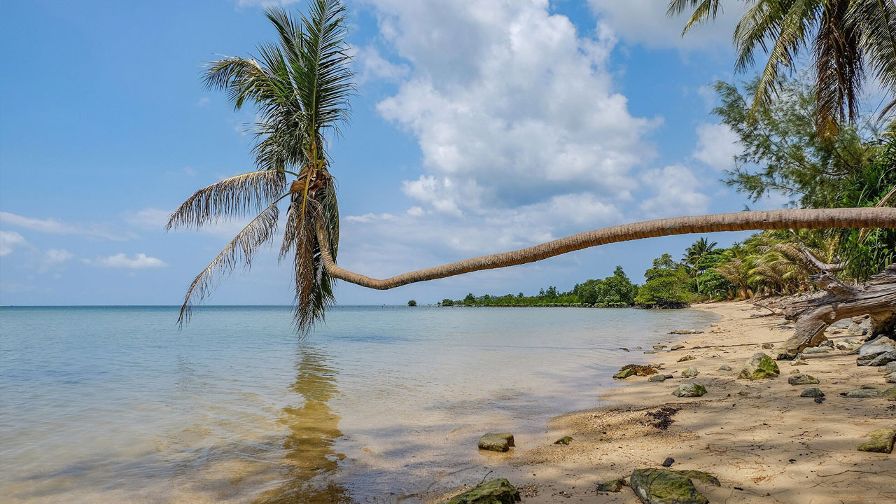 Raiatea tropical mountains and turquoise lagoon